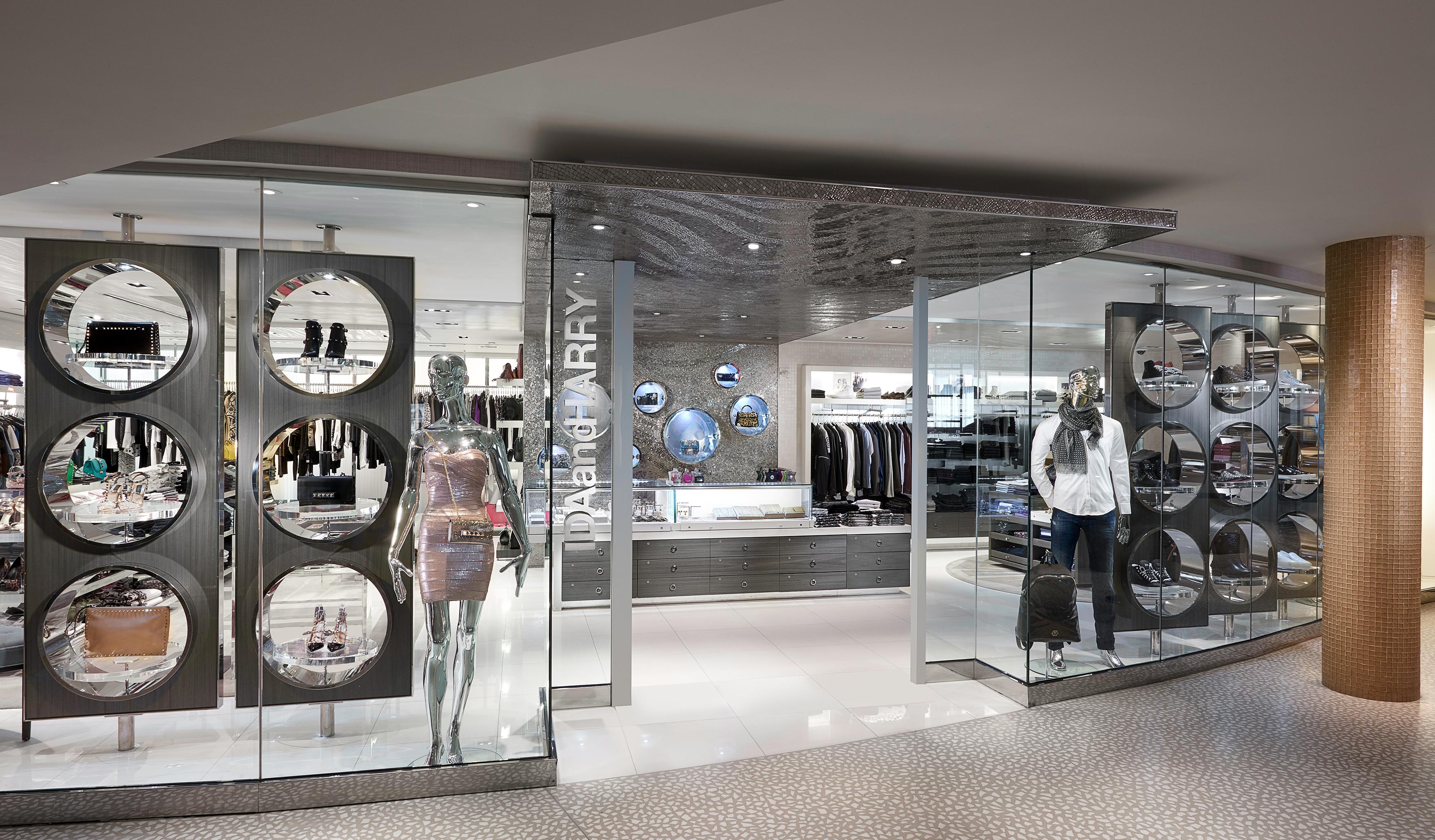 Fontainebleau Miami Beach Esterno foto The shops on board