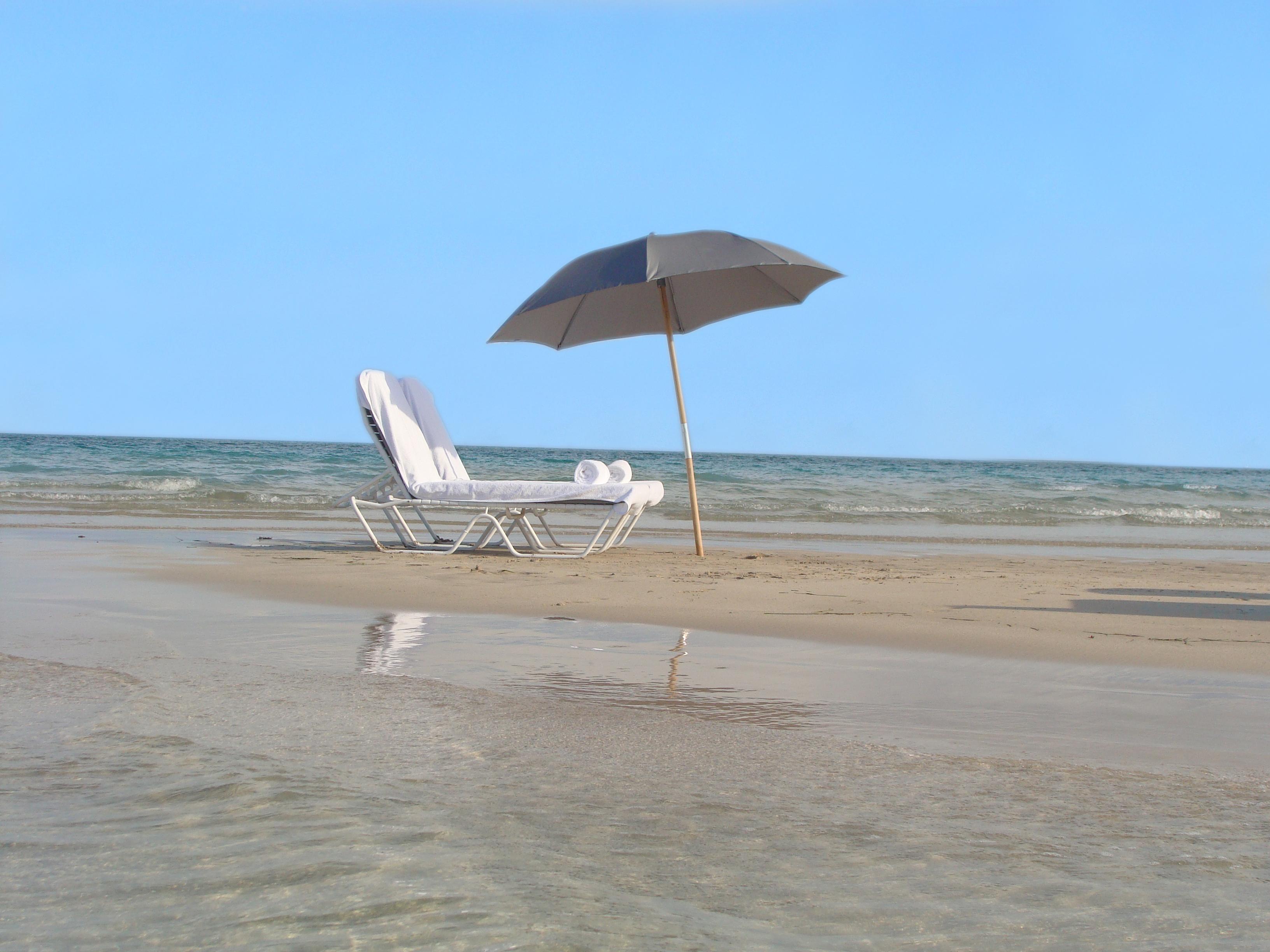 Fontainebleau Miami Beach Esterno foto Beach in the Gulf of Hammamet