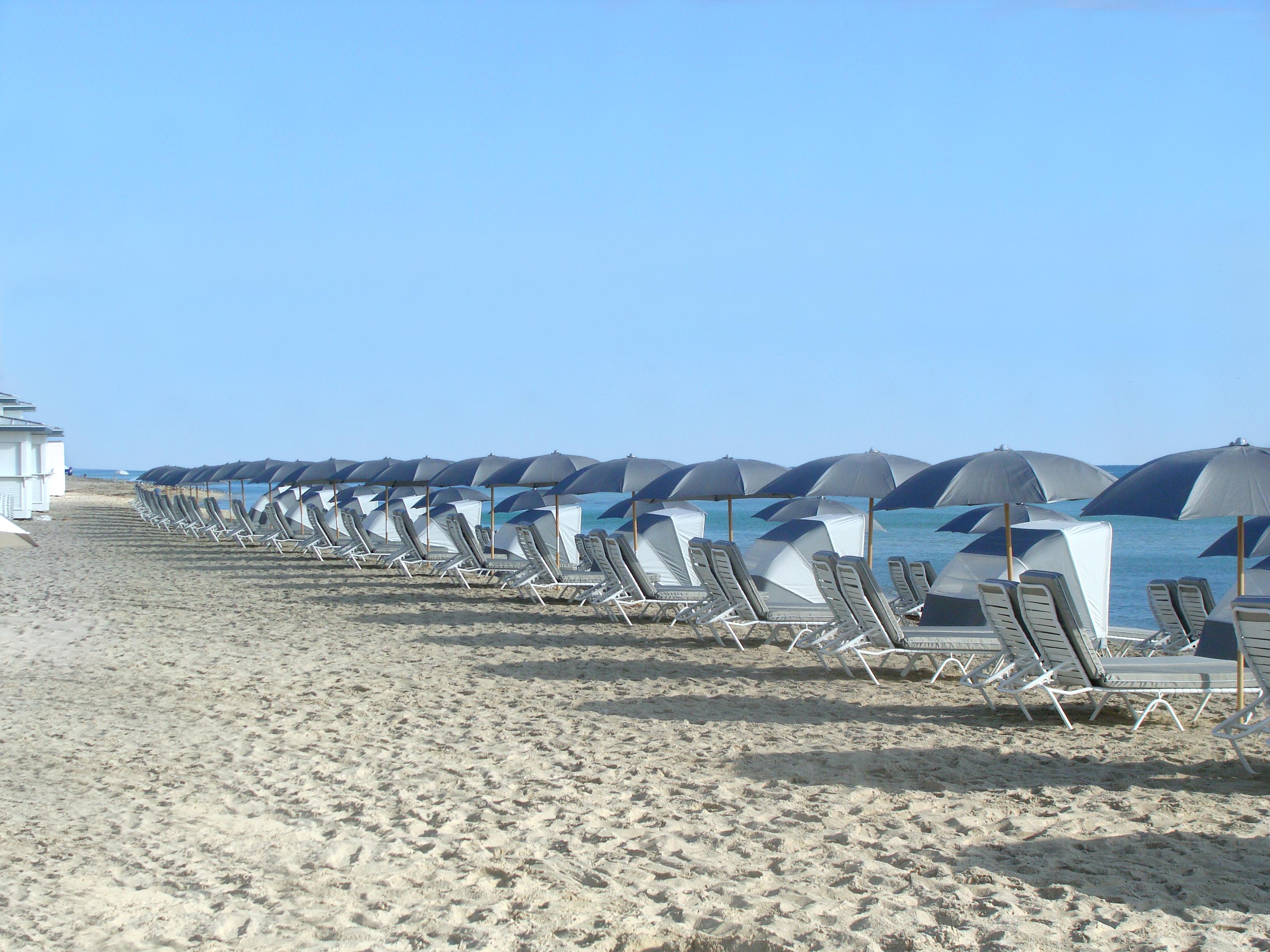 Fontainebleau Miami Beach Esterno foto Beach in Agia Marina